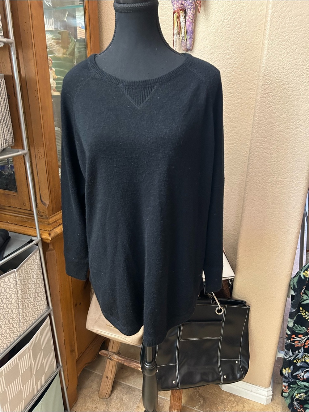 Sweet Romeo Black Women's Scoopneck Crew Sweater